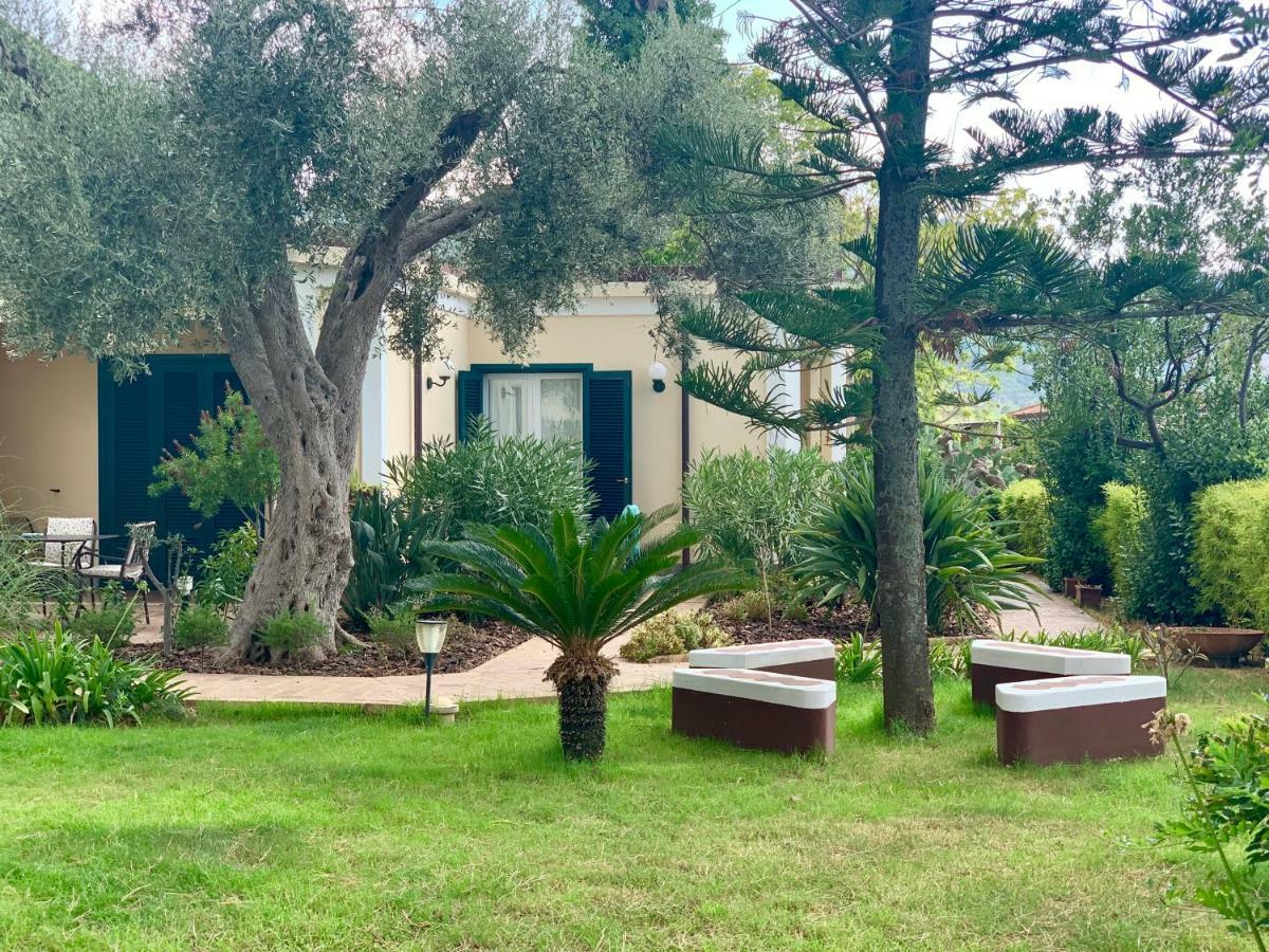 Villino Eleonora Bed & Breakfast Parghelia Exterior photo