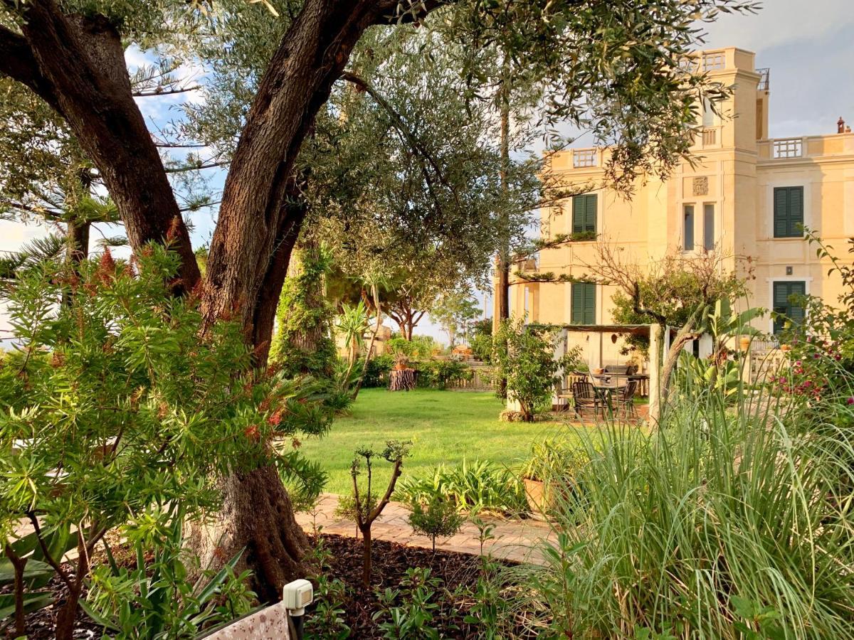 Villino Eleonora Bed & Breakfast Parghelia Exterior photo